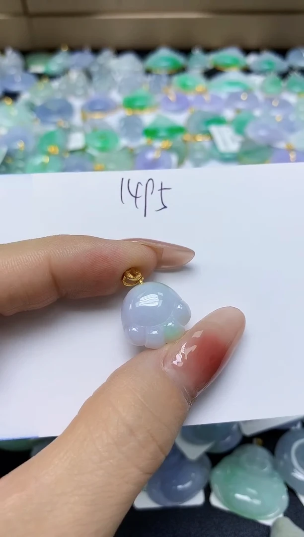 翡翠未镶嵌颈饰 天然缅甸翡翠A货