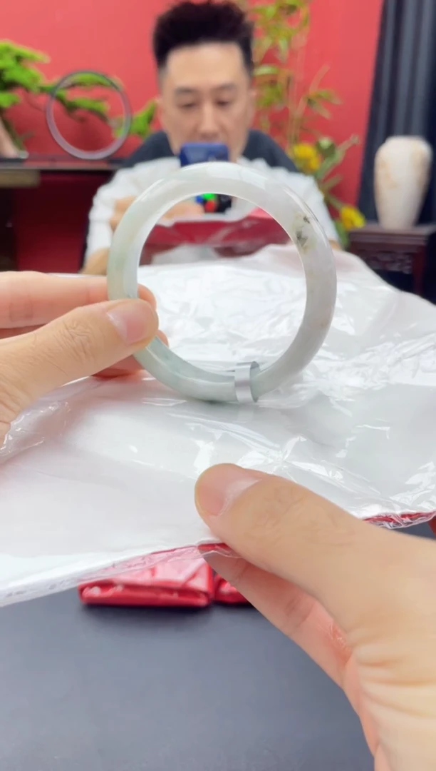 未镶嵌手镯翡翠2