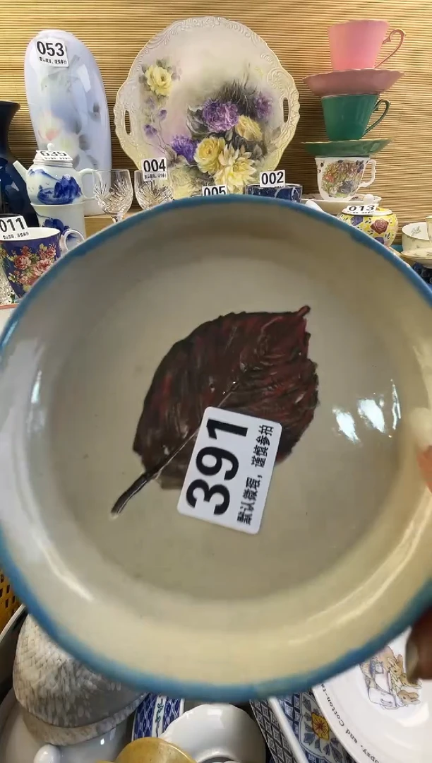 摆件M****地摆件瓷器瓷器瓷器