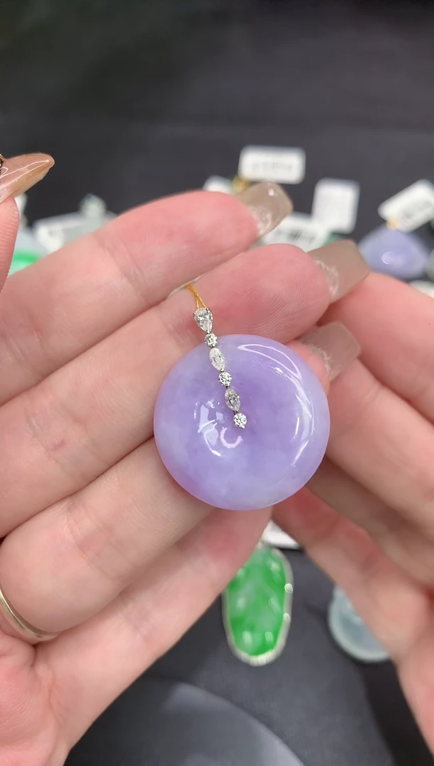 吊坠(不含链)18K金镶嵌翡翠111