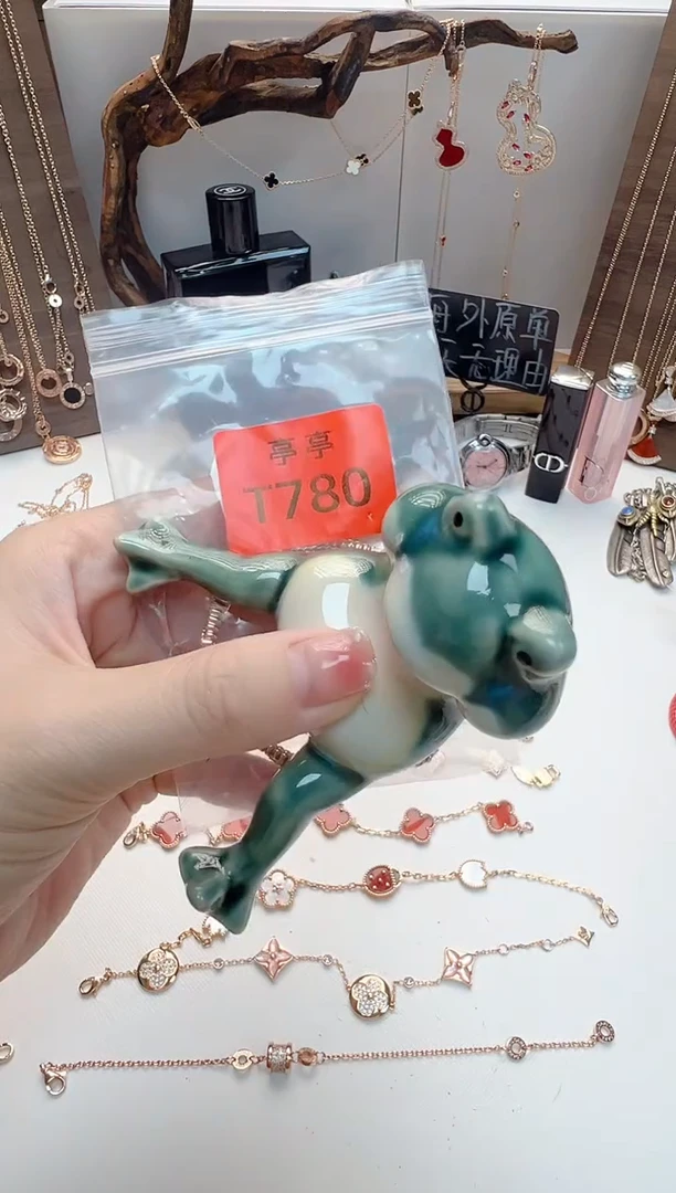 瓷片玲*彧贤聚宝阁亭亭店