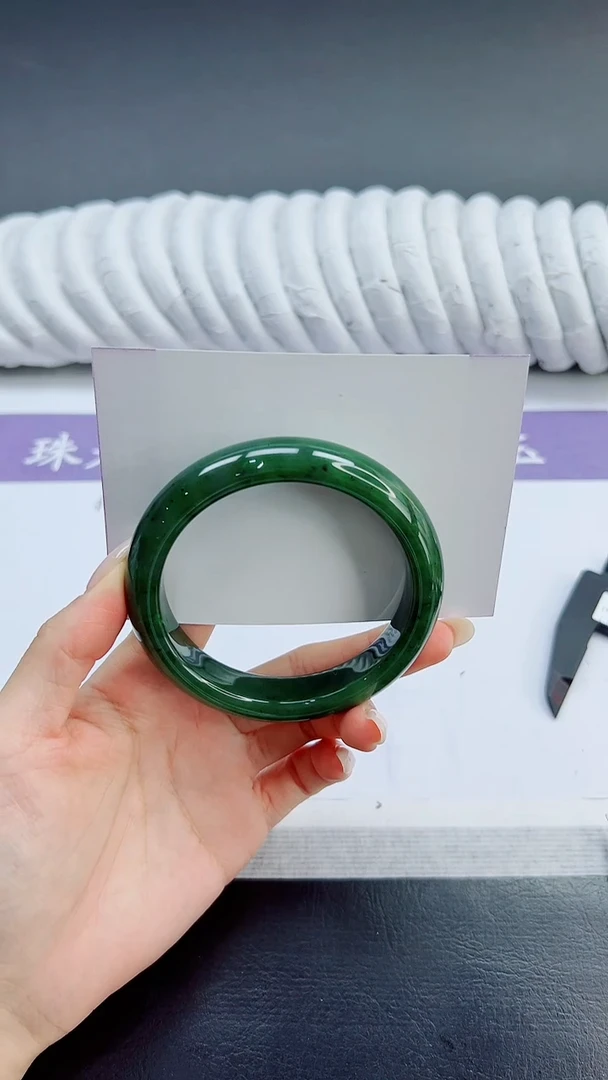 未镶嵌手镯和田玉80/60.1BY