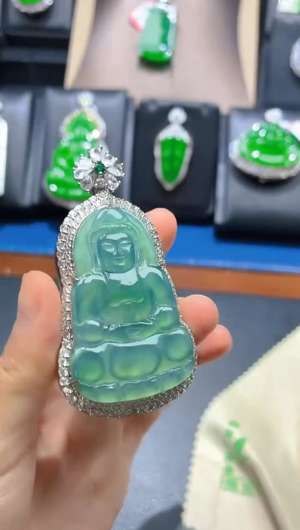 翡翠未镶嵌颈饰天然Q39