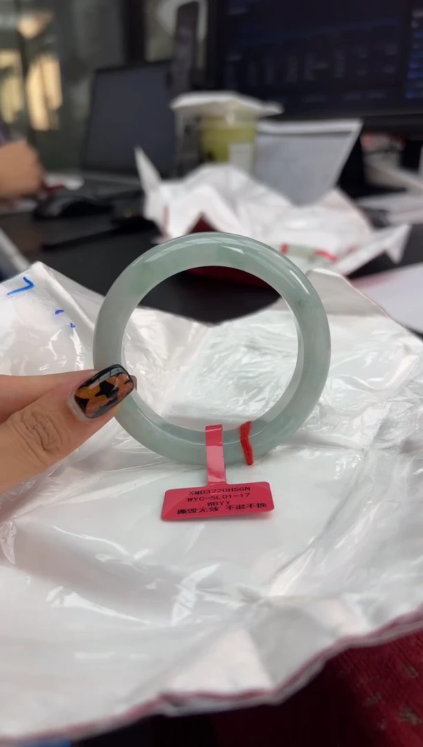 未镶嵌手镯翡翠翡翠手镯6