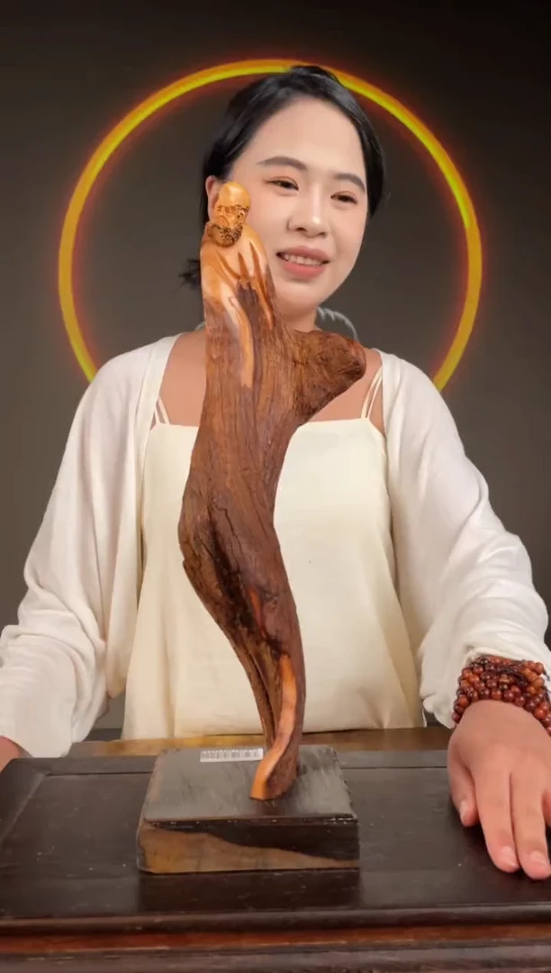 柏木（崖柏）手工摆件,先抢先得! 编号:229