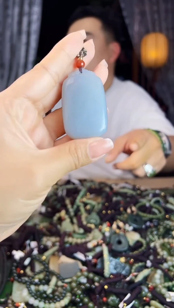 未镶嵌和田玉挂件1