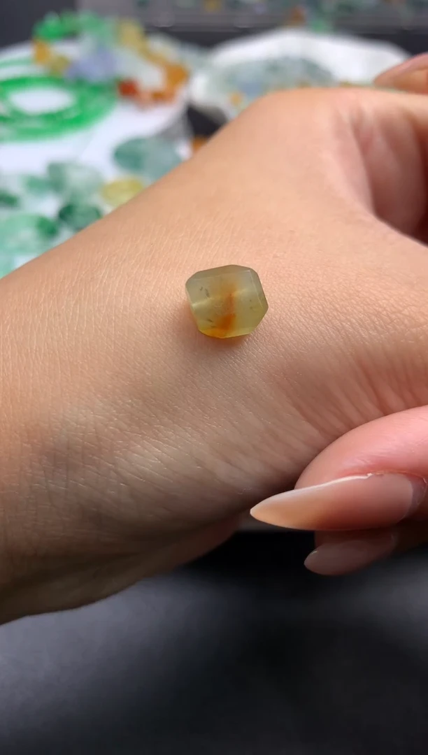 【闪购商品】定制翡翠未镶嵌毛货