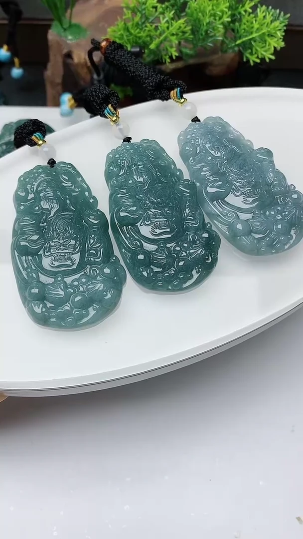 【闪购商品】翡翠颈饰未镶嵌多样性发其一