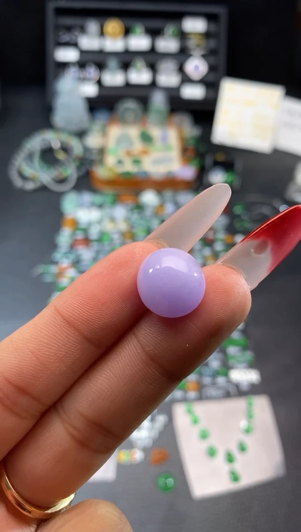 【闪购商品】翡翠挂件未镶嵌蛋面