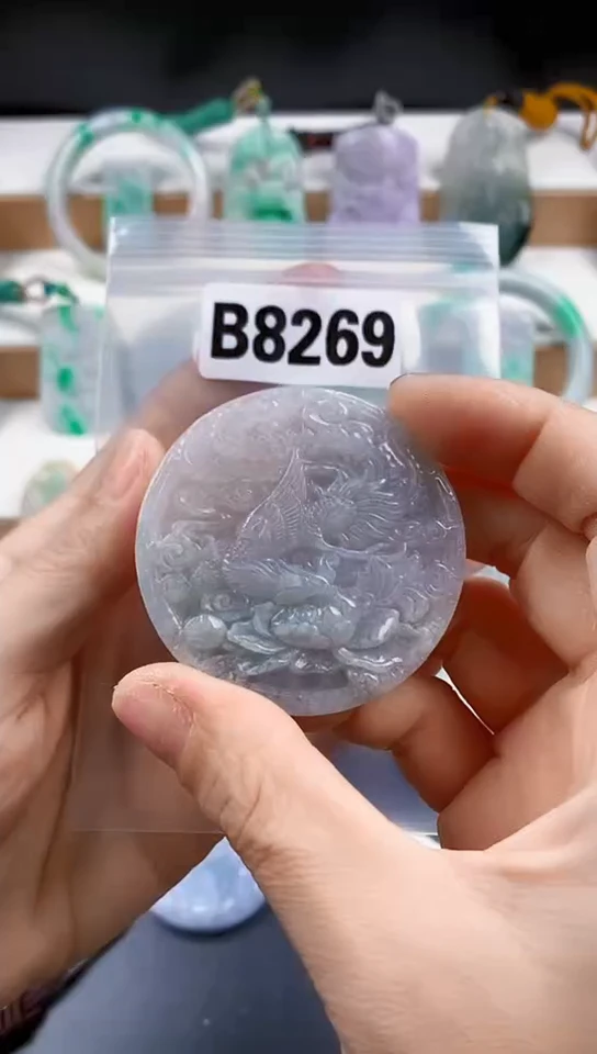 颈饰未镶嵌翡翠天然翡翠吊坠挂件