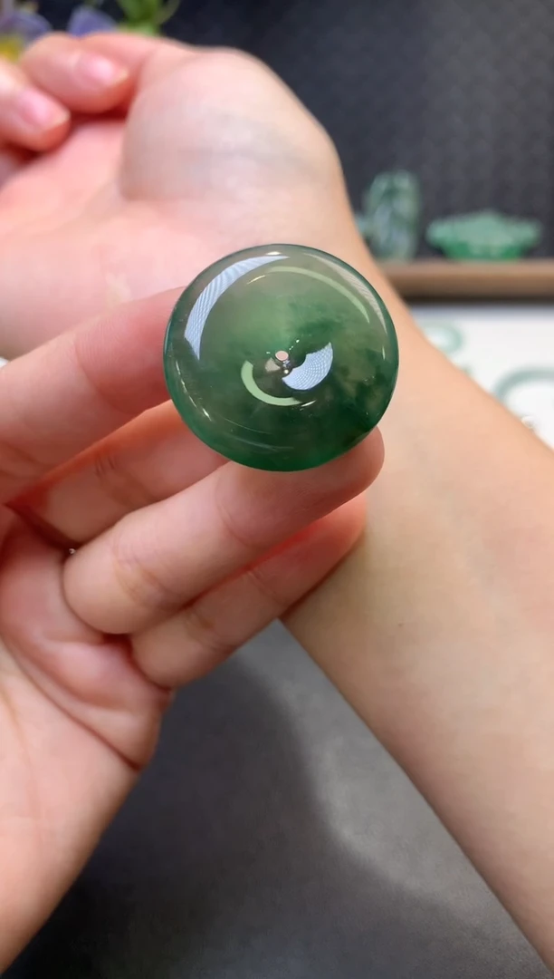 未镶嵌定制翡翠毛货