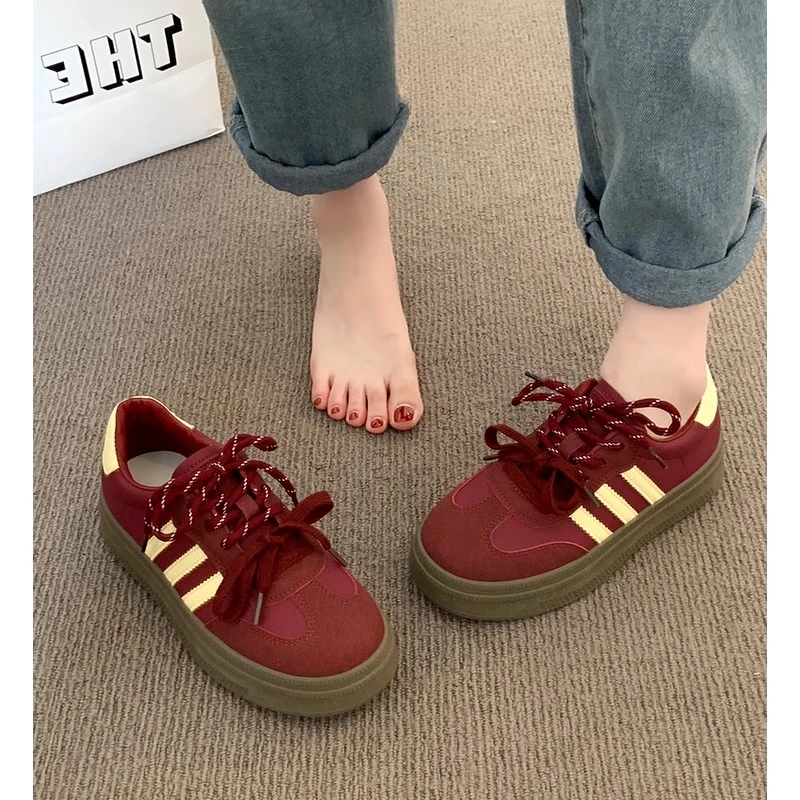 9831复古红色德训鞋女新款爆款百搭运动休闲阿甘鞋子厚底板鞋