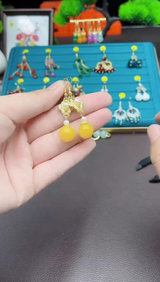 【闪购商品】玛瑙/玉髓耳钉银S925镶嵌320000