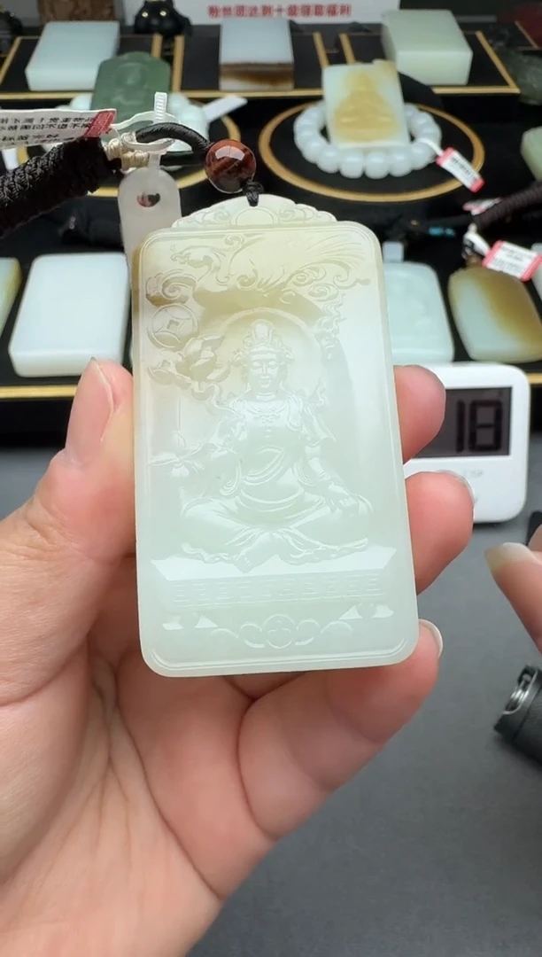 颈饰未镶嵌和田玉4