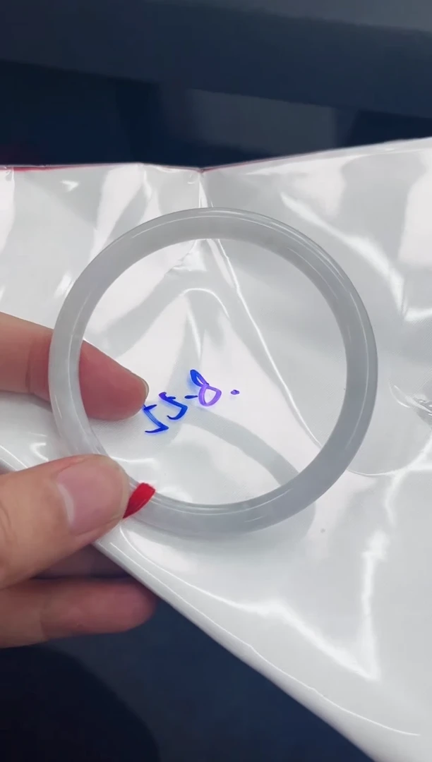 【闪购商品】翡翠手镯未镶嵌天然翡翠A货手镯