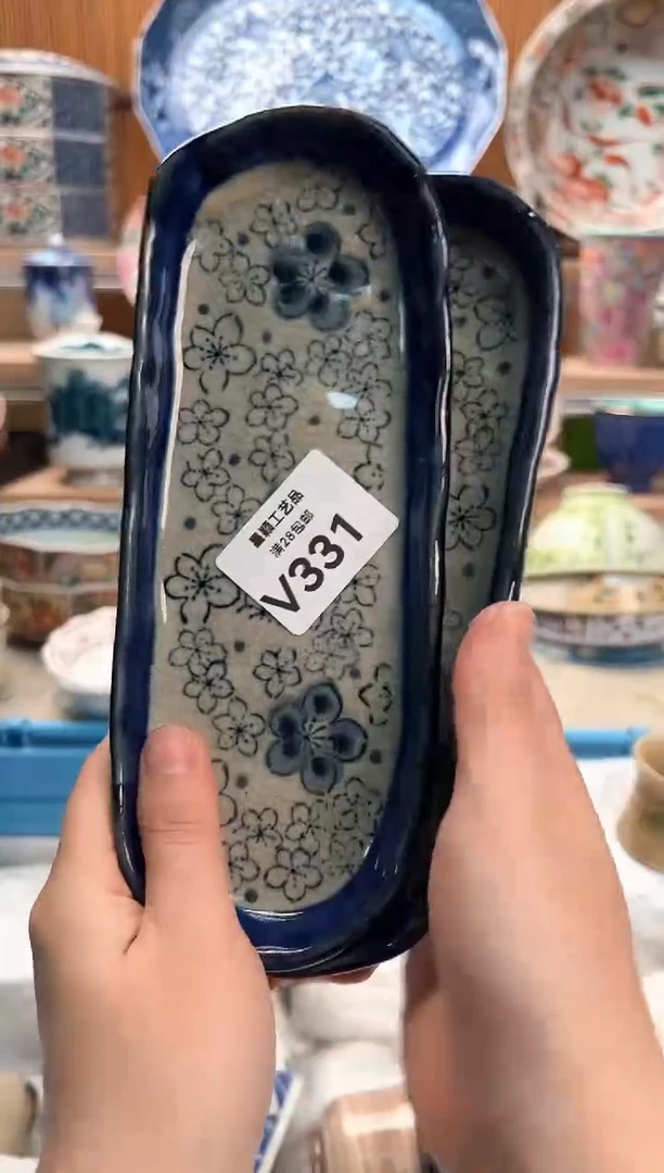 瓷片猪****8331V满28包邮 不满找客服延迟发货