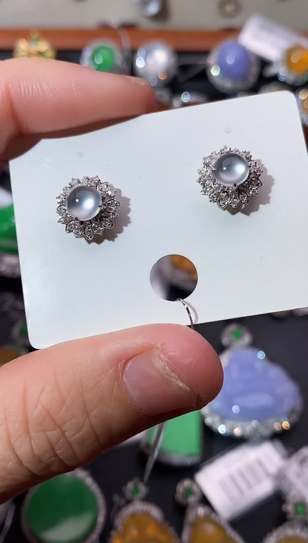 【闪购商品】翡翠耳饰18K金镶嵌耳饰