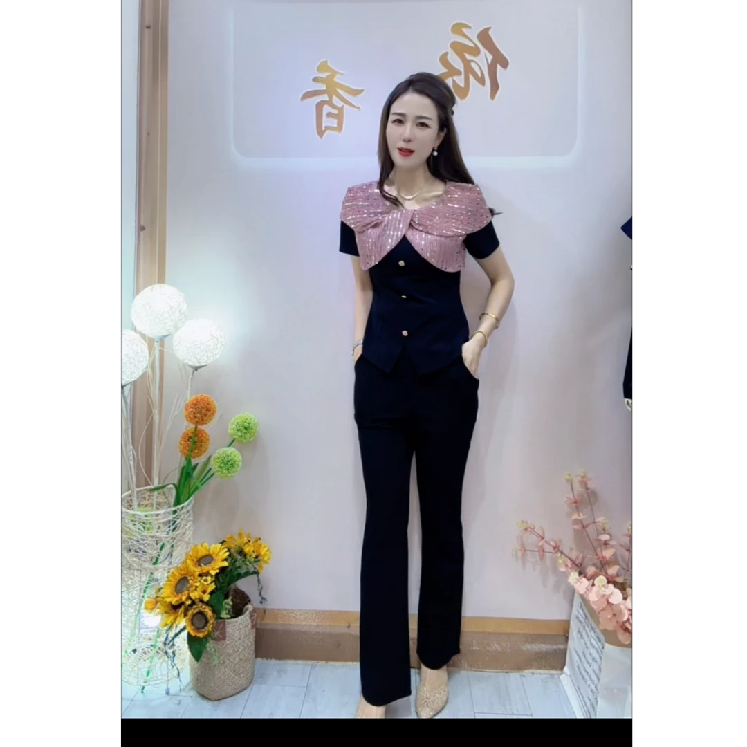 新款时尚交叉领洋气显瘦短袖套装