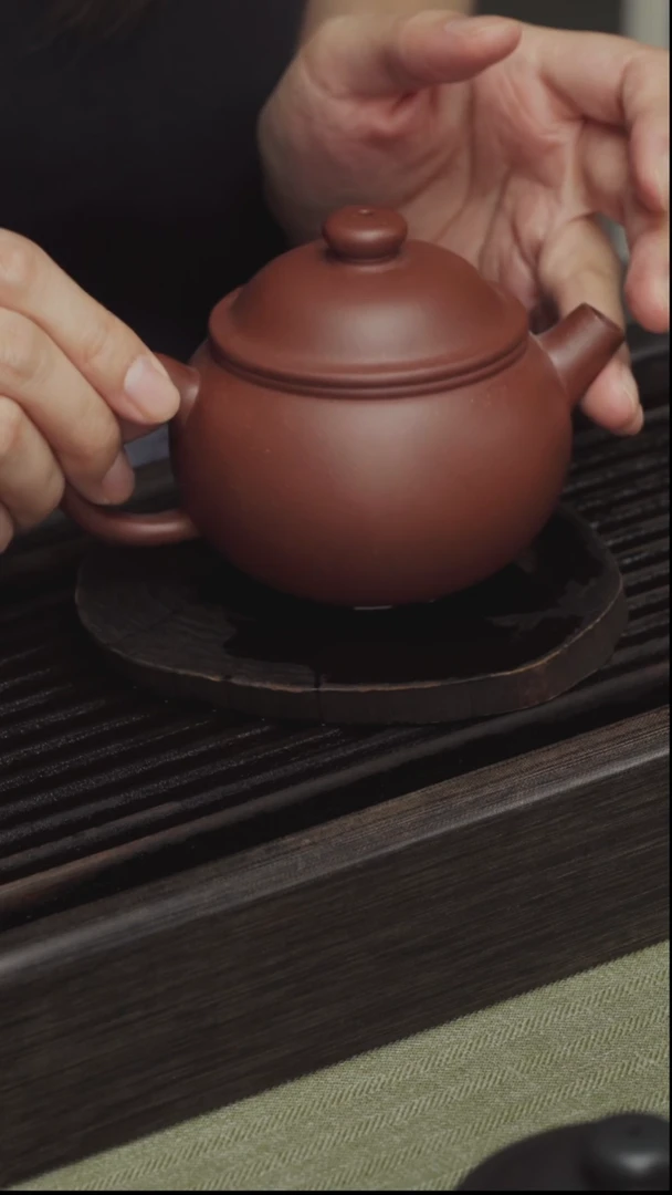 茶壶紫砂四号井底槽青-巨轮珠-170CC-全手