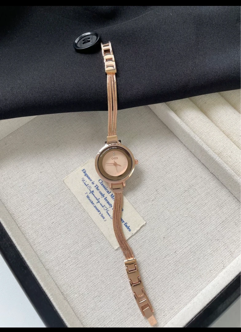 玫瑰金流苏款女士手表