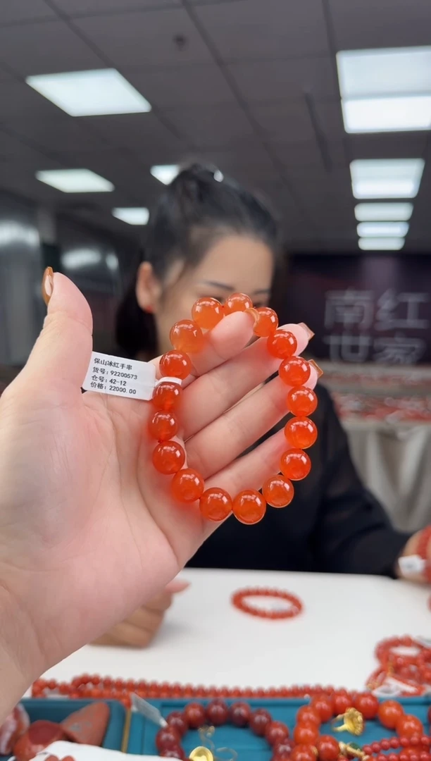 未镶嵌珠串南红玛瑙多样发其一/12/2025071502999