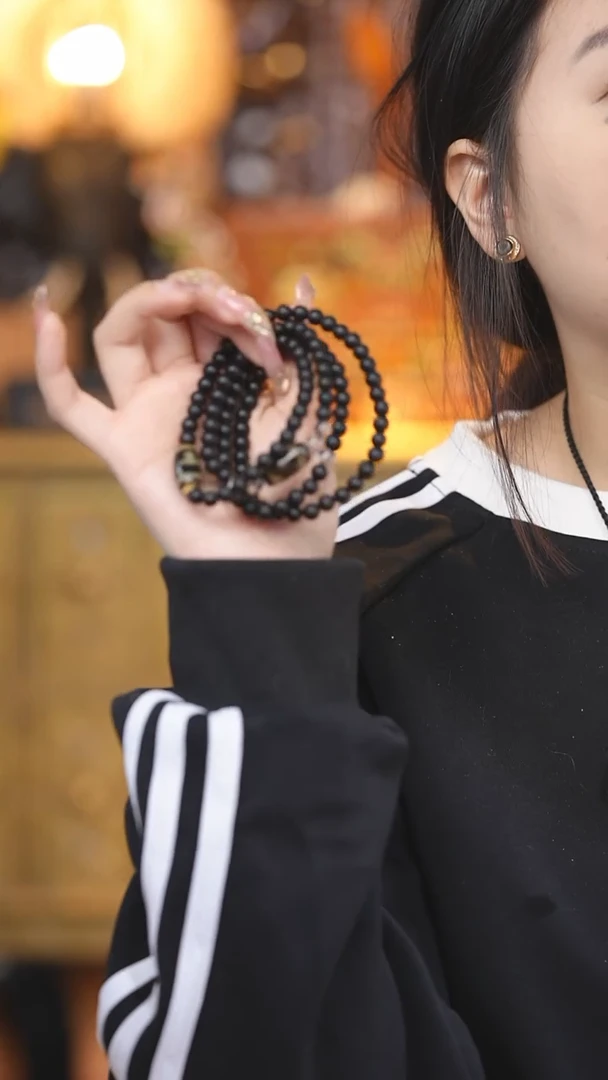 【闪购商品】玛瑙/玉髓手串未镶嵌上肯多宝多圈手串