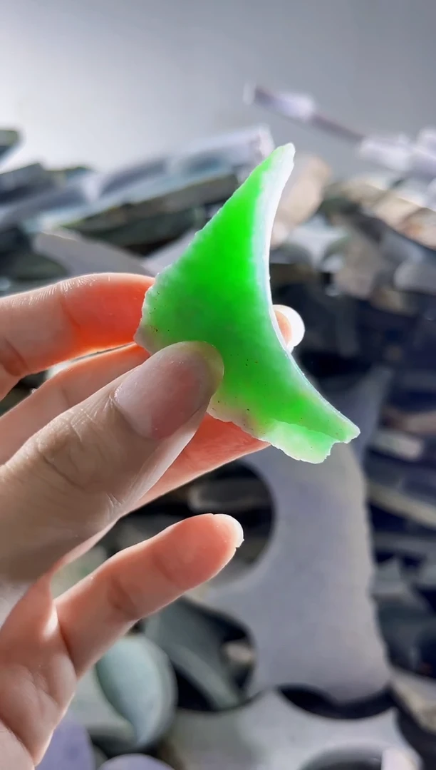 裸石翡翠缅甸翡翠A货陈6440