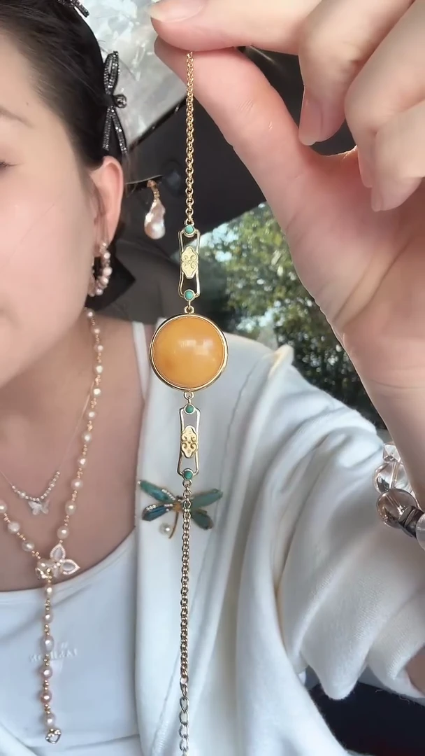 皮质足银圆大盘鸡油黄手链