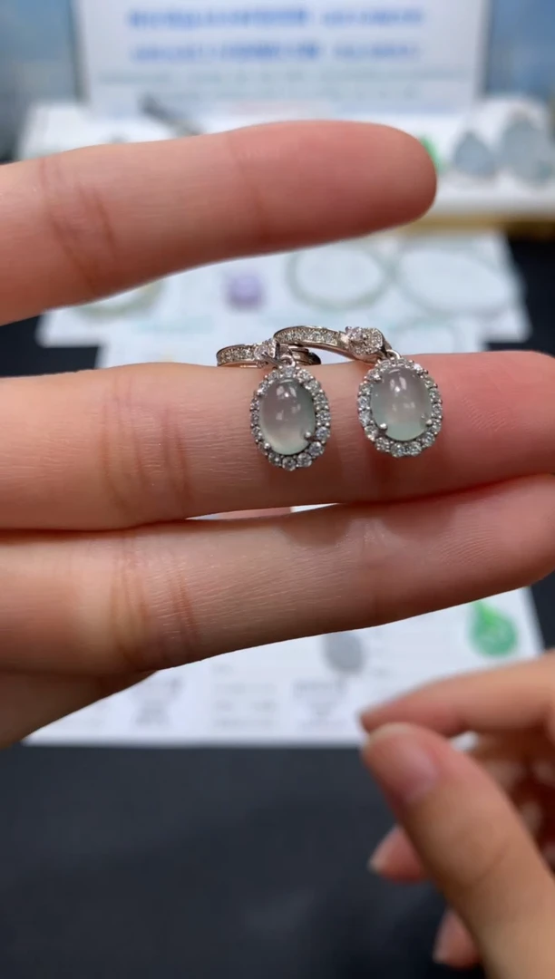 翡翠未镶嵌颈饰模式推广期48小时鉴赏期