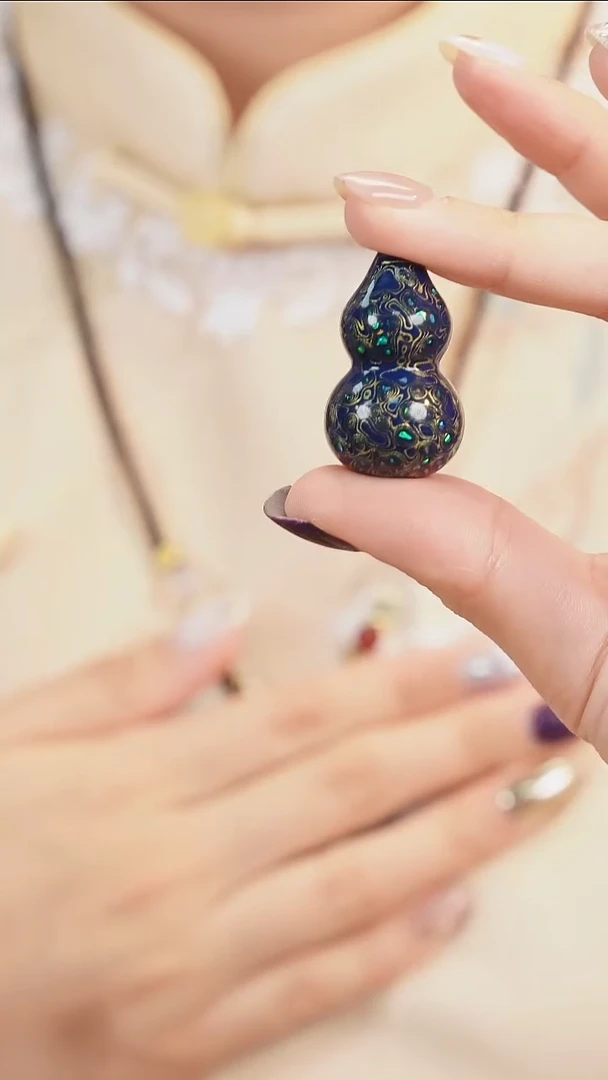 【漆说大漆】3.5蓝金色变彩葫芦-