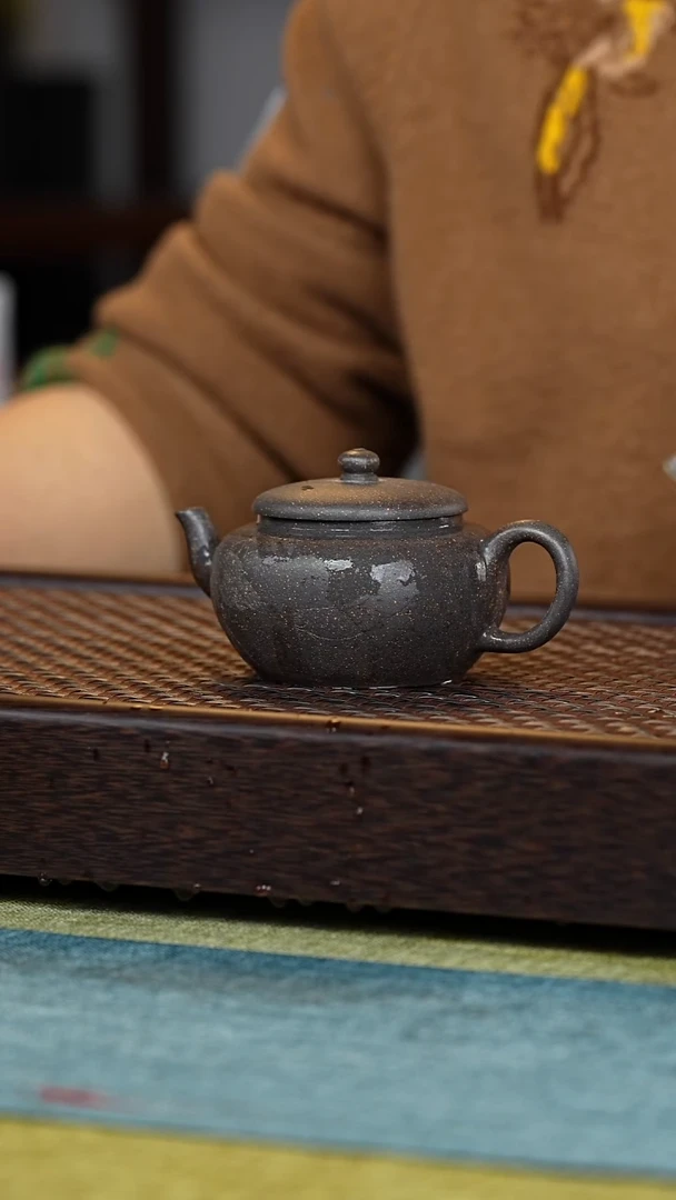 【闪购商品】紫砂茶壶扁圆160毫升