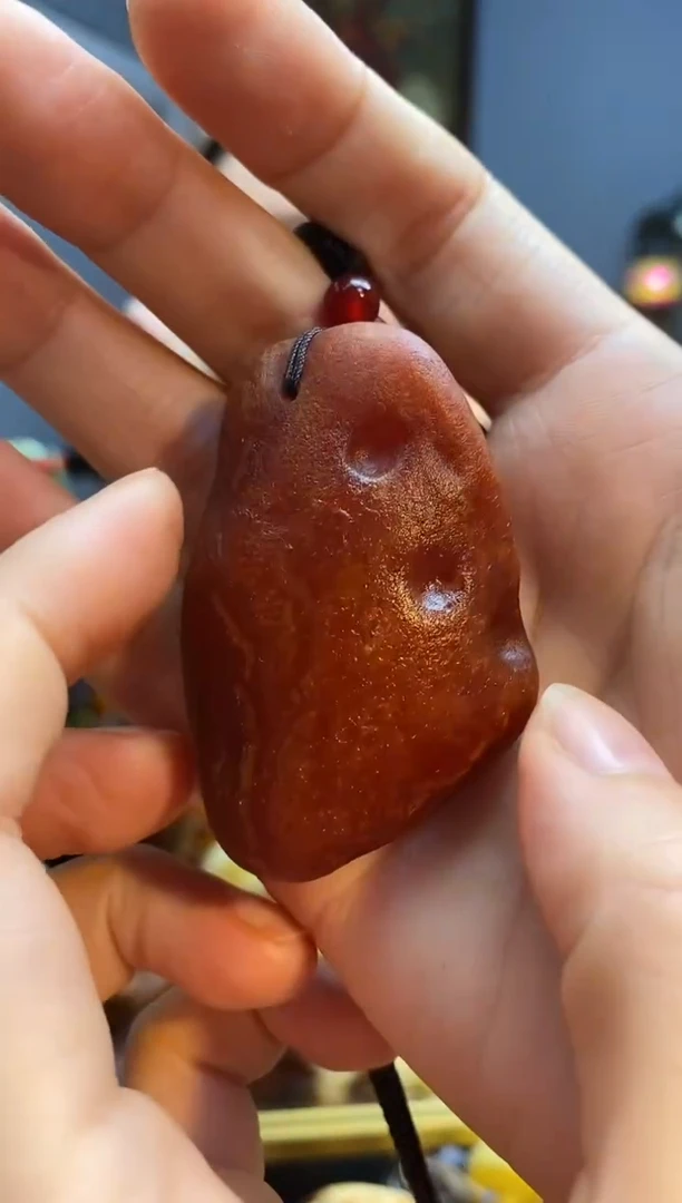 琥珀颈饰未镶嵌吊坠