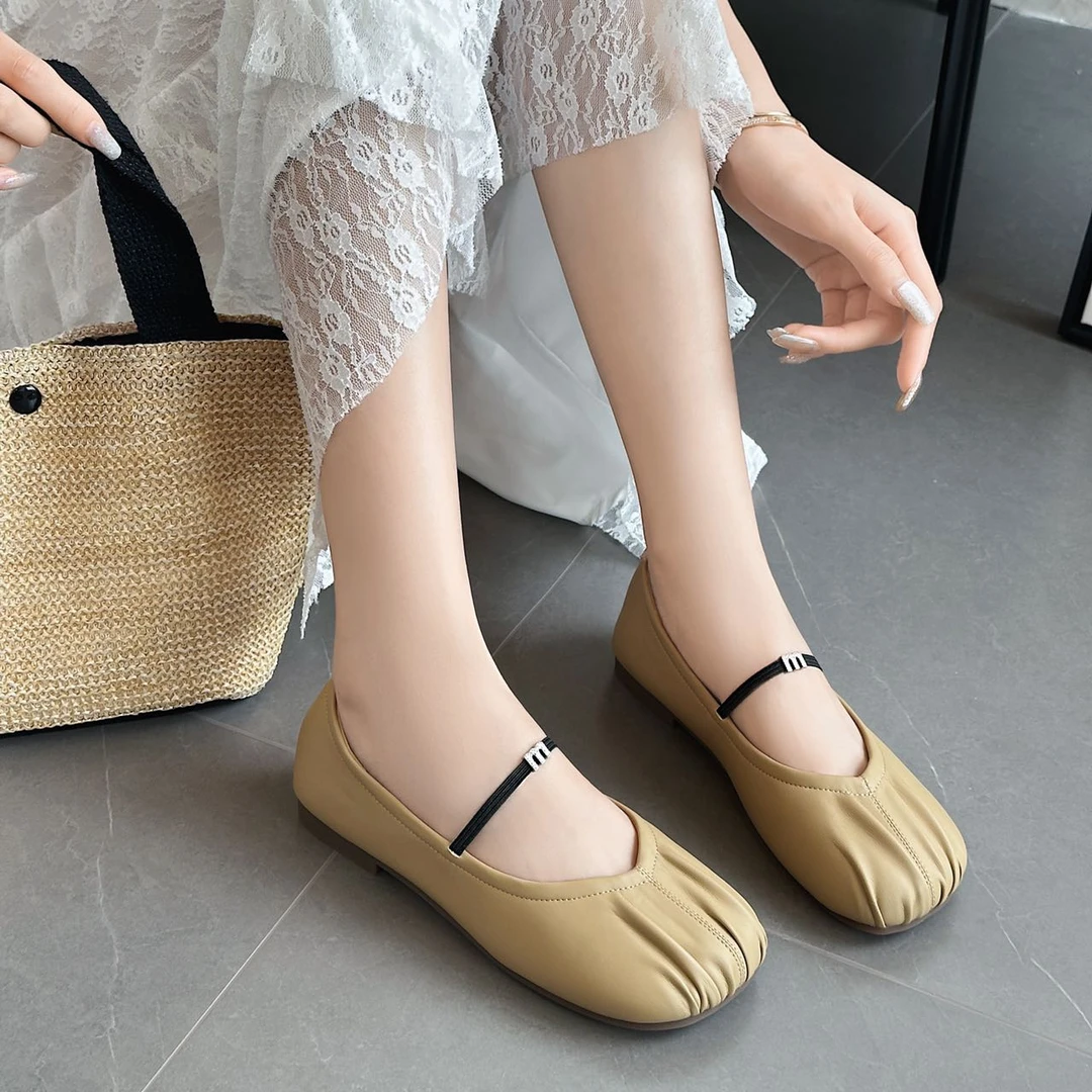 2025春季新款浅口大码女鞋40一43时尚褶皱玛丽珍鞋舒适软底女单鞋