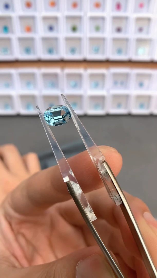未镶嵌裸石定制海蓝宝石1.31ct 01066