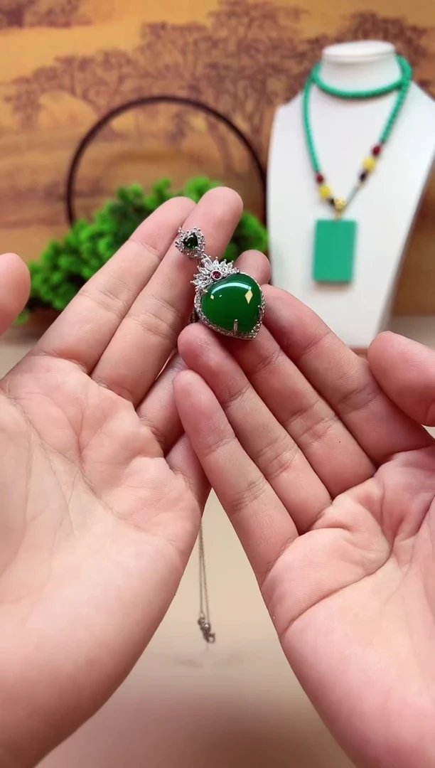 和田玉银S925镶嵌吊坠(赠链)D17