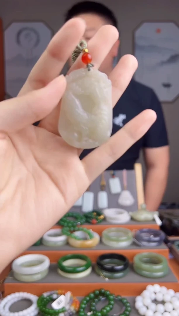 和田玉未镶嵌颈饰多样性发货 拍一单发一个