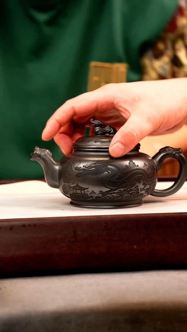 茶壶紫砂石黄 独占鳌头 龙吟虎啸