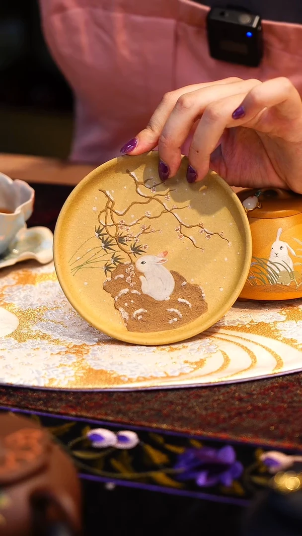 瓷片壶承大碗茶的茶器