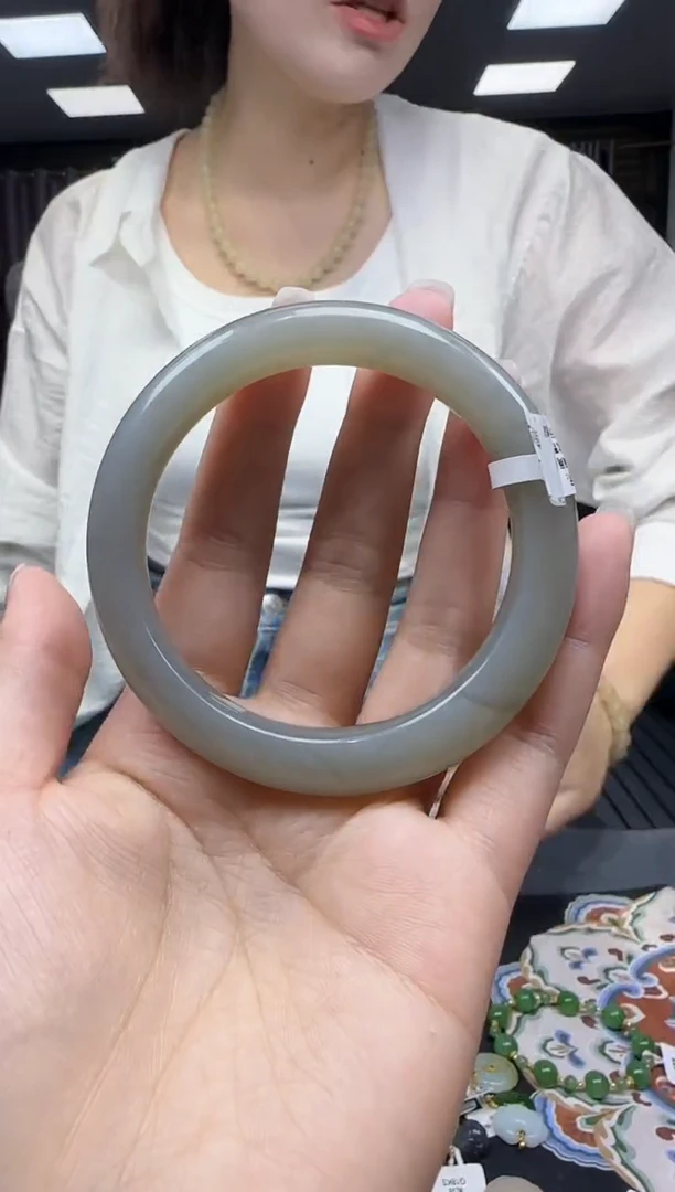 和田玉手镯未镶嵌58