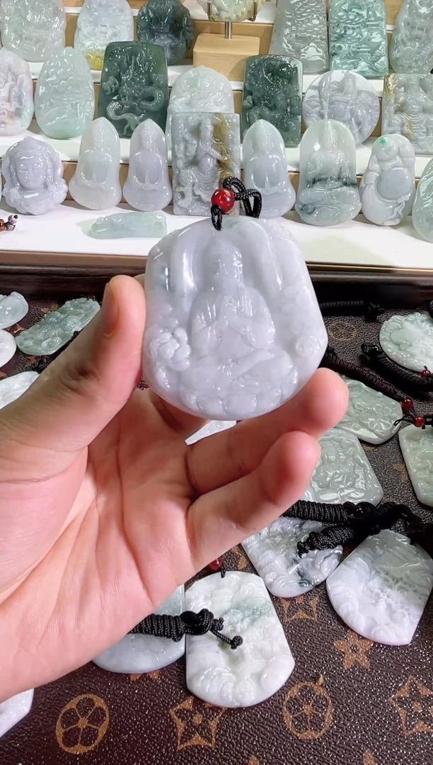 颈饰未镶嵌翡翠11/15  63