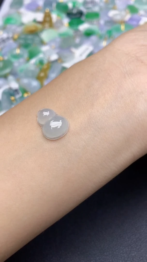 翡翠未镶嵌颈饰天然缅甸a货翡翠百元以上9元证书费自理