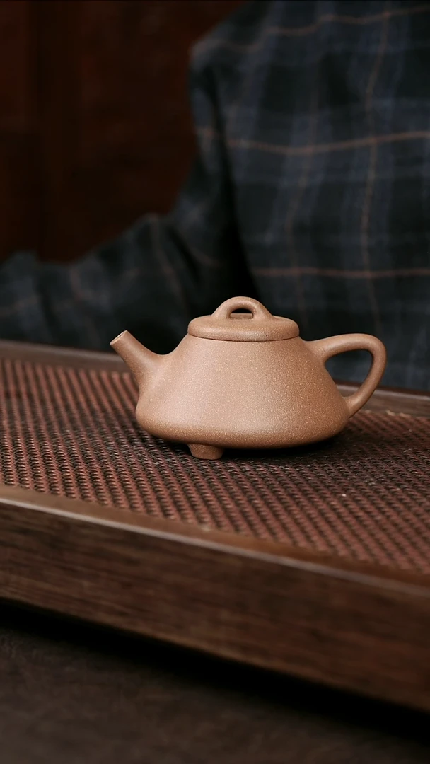 茶壶紫砂芝麻绿子冶