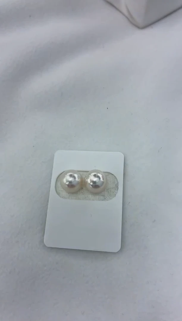 18K金镶嵌耳饰海水珍珠9-9.5素钉