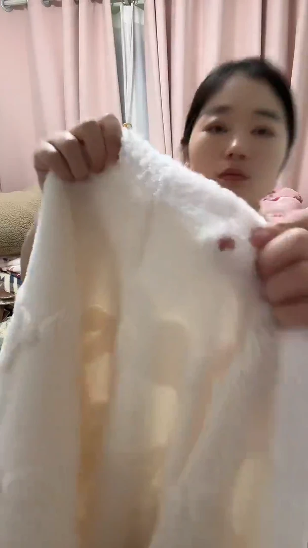 聚酯纤维2-2.3包边-剪花小兔头-北极绒-瑕疵款