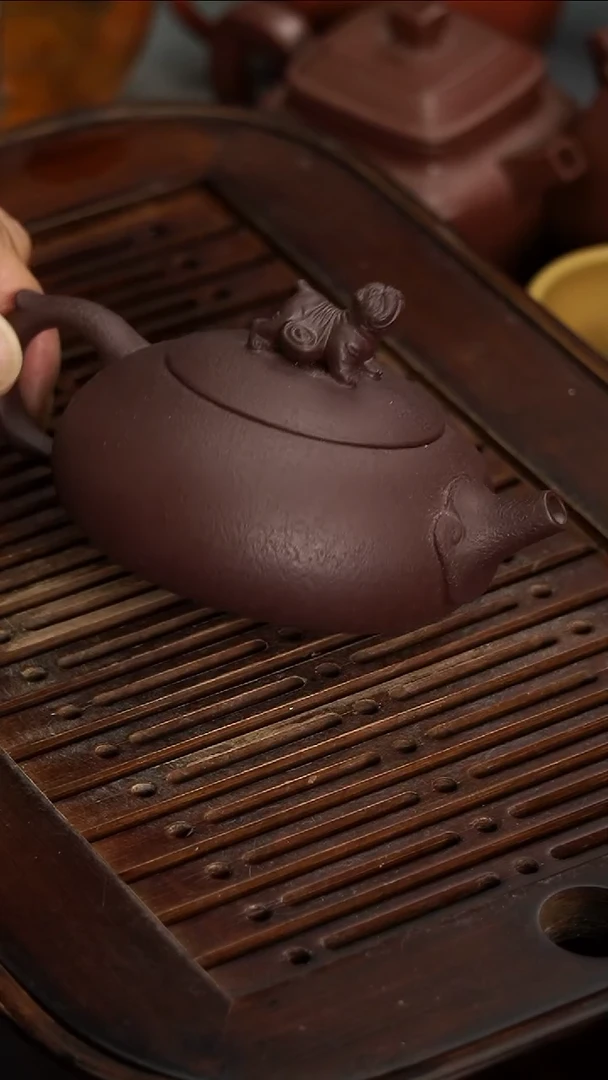 茶壶紫砂宜兴紫砂石红旺财180毫升