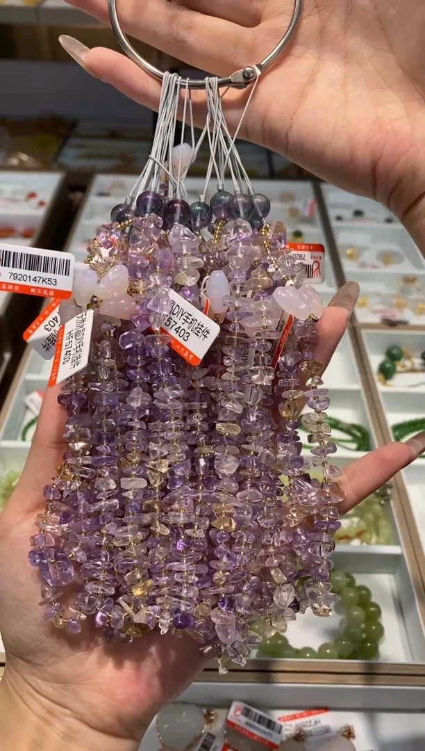 【闪购商品】水晶颈饰未镶嵌项链（多样式发其一）