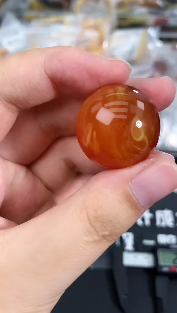 蜜蜡未镶嵌珠宝奇石75