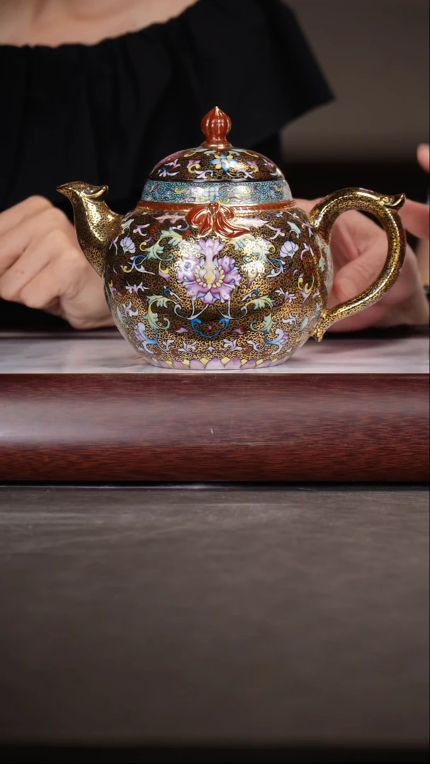 茶壶紫砂鲍宜明/珐琅彩/宫灯/1000c