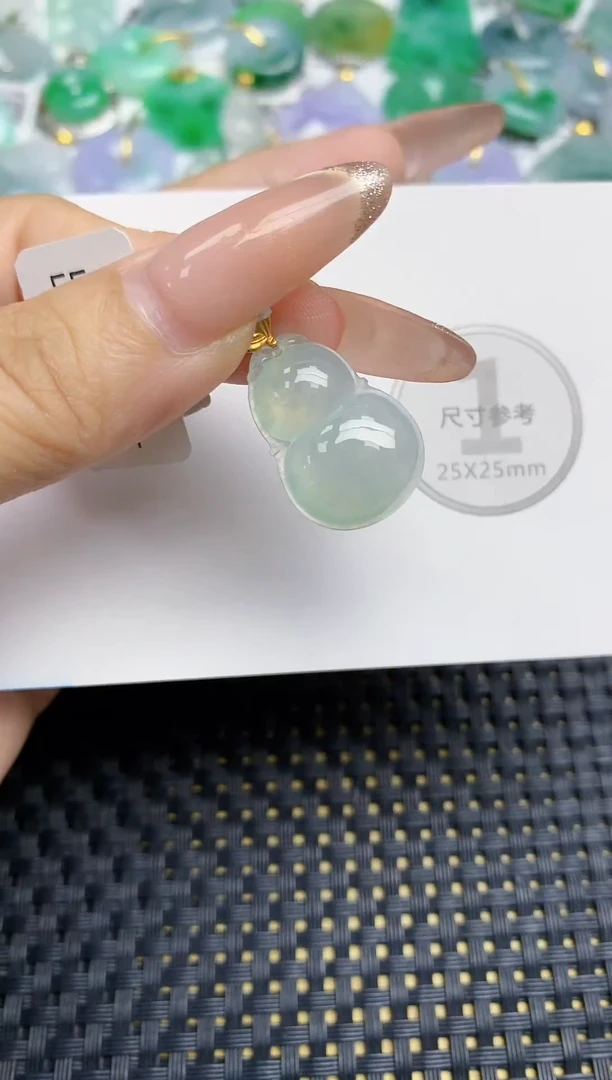 颈饰18K金镶嵌翡翠天然缅甸A货翡翠百元以上9元证书费自理