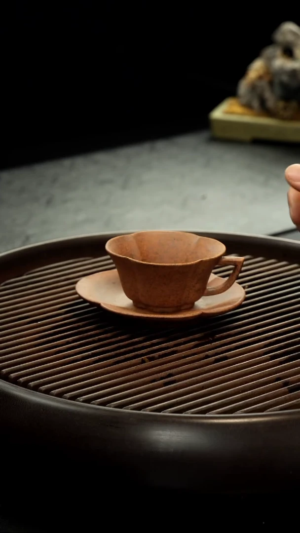 茶壶紫砂柴烧 筋纹海棠带把杯 +杯垫套组